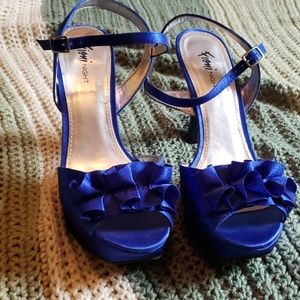 Super cute blue heels
